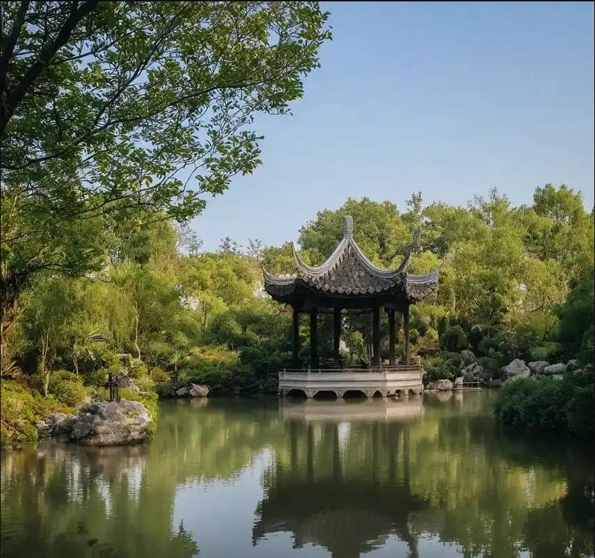 谷城县紫槐餐饮有限公司